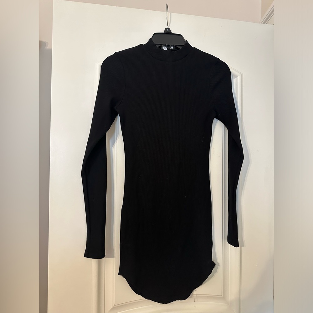 Elegant Black mini Sleeve Dress